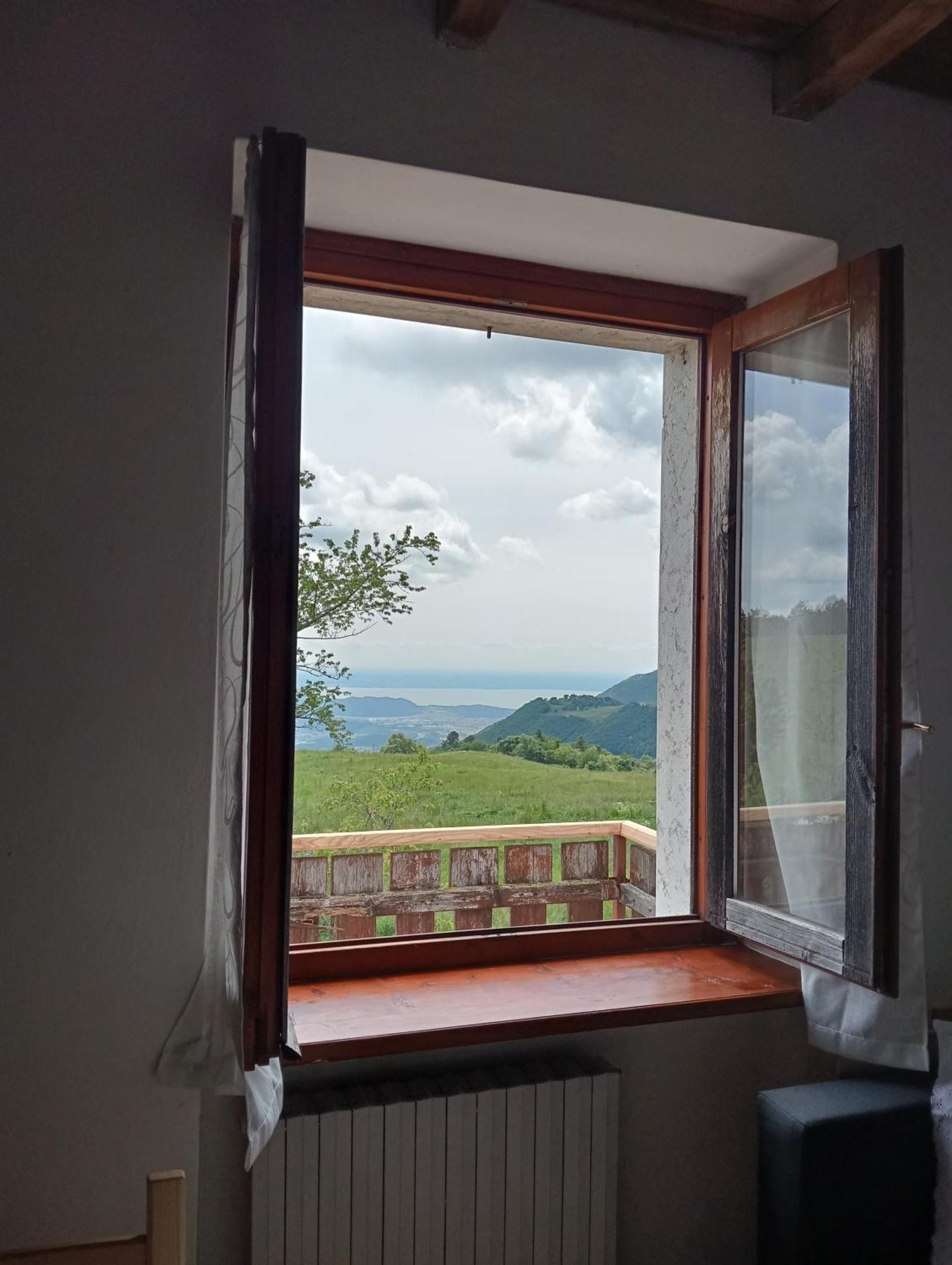 Agriturismo Preele Villa Ferrara di Monte Baldo Bagian luar foto